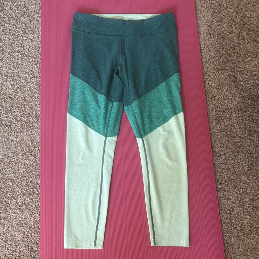 Outdoor voices block leggings
